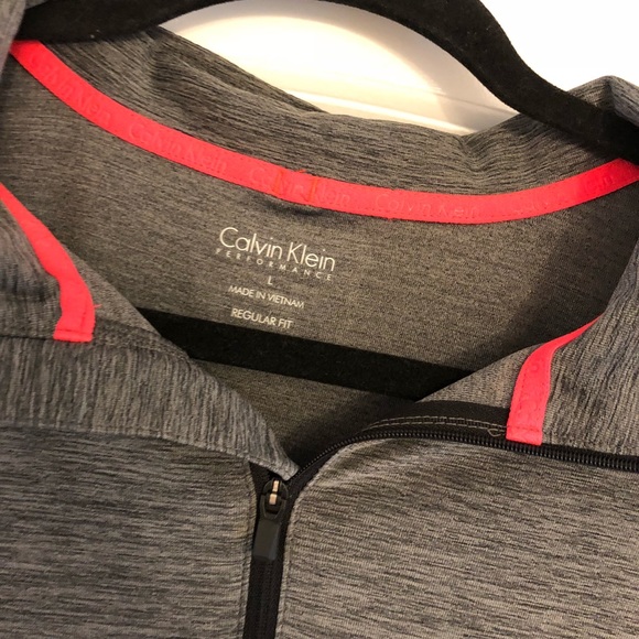 Calvin Klein pullover - Picture 2 of 4